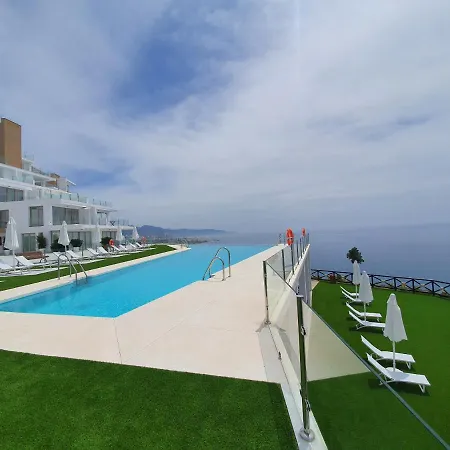 Bayview Hills - Balcon Del Mediterraneo דירה