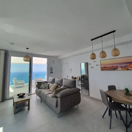 Bayview Hills - Balcon Del Mediterraneo דירה *