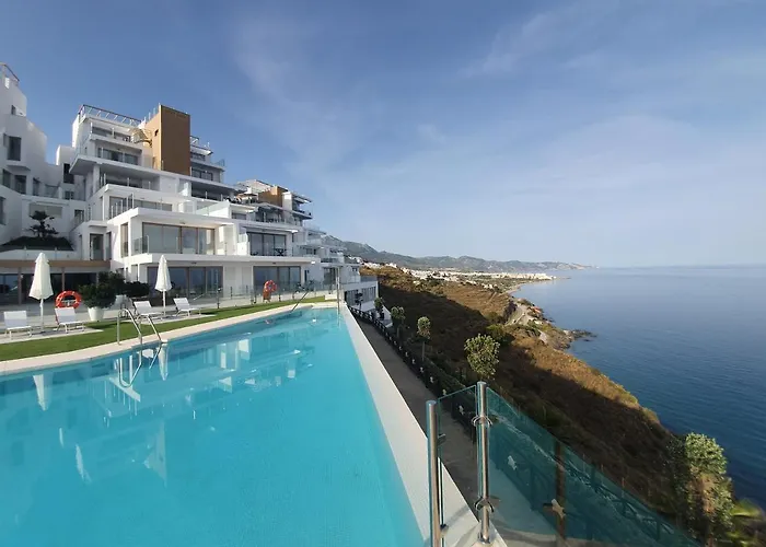 Bayview Hills - Balcon Del Mediterraneo טורוקס