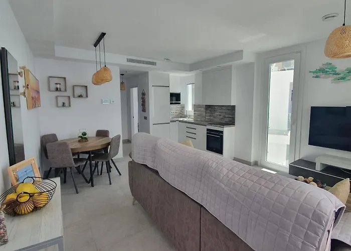 Bayview Hills - Balcon Del Mediterraneo *