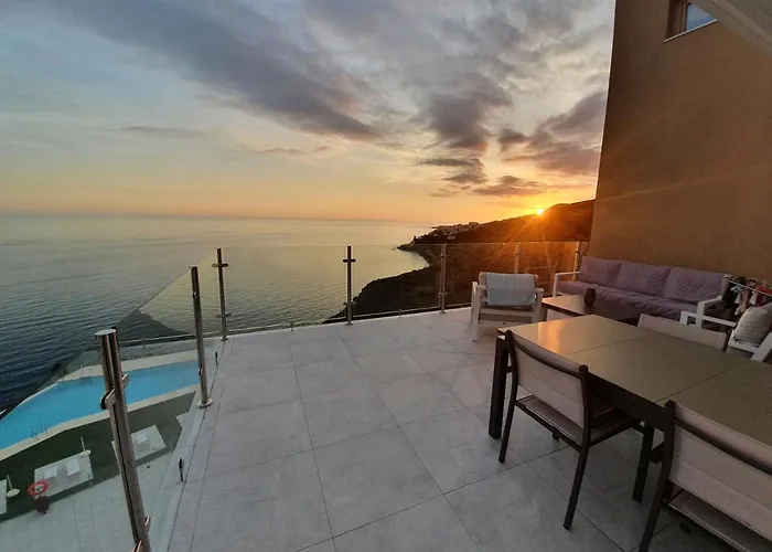 Bayview Hills - Balcon Del Mediterraneo דירה